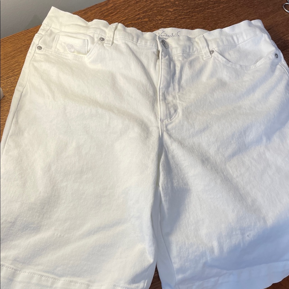 Gloria Vanderbilt White Jean Shorts for Women